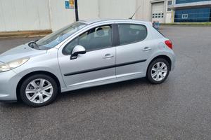 Peugeot 207 - 2006