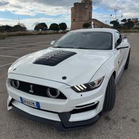FORD MUSTANG GT 5.0 V8 automatico - Kit SHELBY