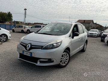 Renault Scenic Scénic dCi 110 CV 7 POSTI