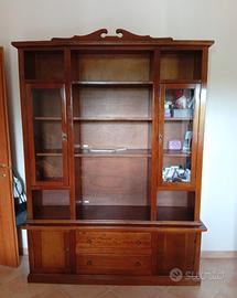 mobile in legno massello 