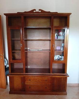 mobile in legno massello 