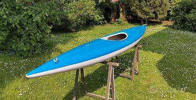 Kayak in vetroresina