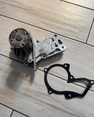 Pompa acqua ford fiesta 2009