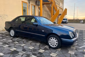 Mercedes-benz E 200 cat Elegance