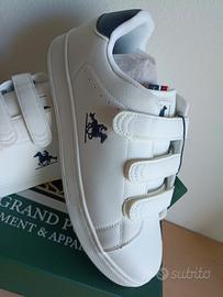 stock scarpe