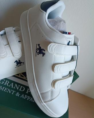 stock scarpe