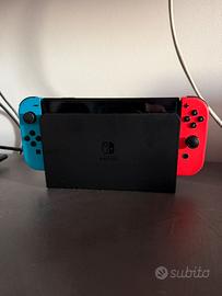 Nintendo Switch OLED usata pochissimo