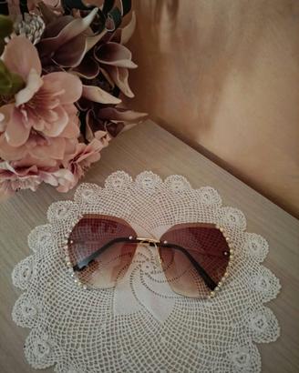 Occhiali da sole donna con brillantini - NUOVI.