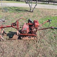 motocoltivatore aratro monocingolo