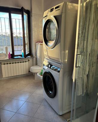 Lavatrice e asciugatrice a colonna come nuove