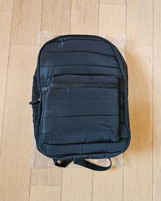 Zaino trapuntato nero Nuovo (40x30x11cm) 