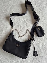 Prada re-edition nera nylon