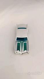 Hot Wheels Buick Riviera ’64 bianca Mattel 2001