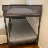Letto castello Ikea con materassi