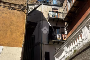 4 LOCALI A CORIGLIANO-ROSSANO