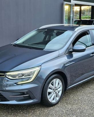 RENAULT Megane Sporter Blue dCi 115 EDC Business