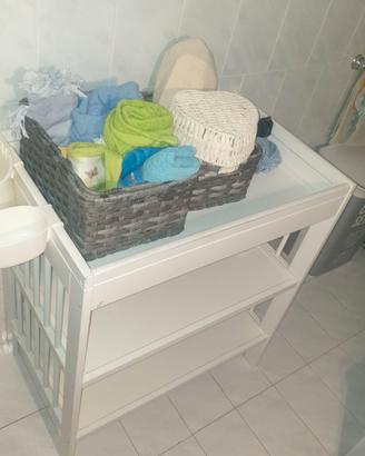 Fasciatoio ikea ben conservato, no materassino