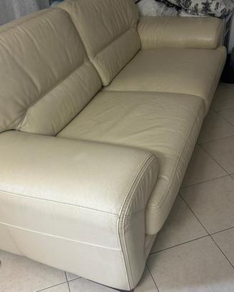 Divano Letto Matrimoniale in Perfette Condizioni !