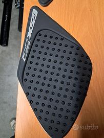 protezione serbatoio grip