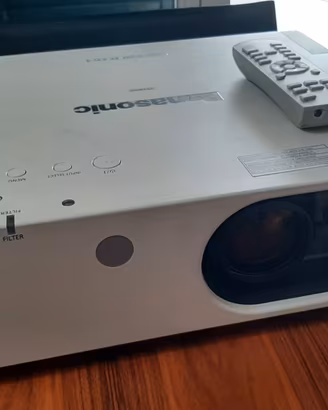 Proiettore Panasonic PT-FW430