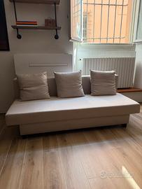 Divano letto IKEA 3 posti beige come nuovo