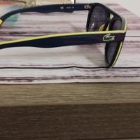 Occhiali da sole lacoste