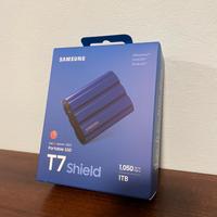 SAMSUNG T7 Shield Portable SSD 1TB, USB 3.2 Gen.2