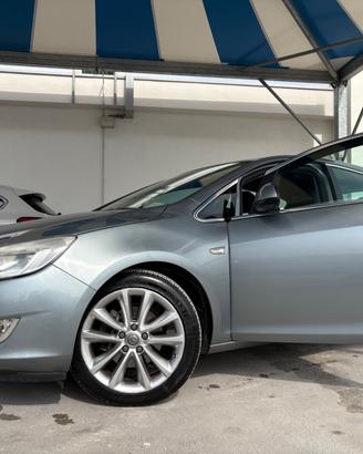 Opel Astra 1.7 CDTI 110CV 5 porte Cosmo