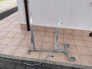 Cavalletto artigianale per verniciare vespe