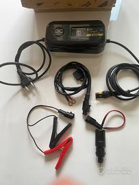 Carica batterie caricabatteria moto e auto