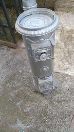 Stufa antica in ghisa usata primi 900