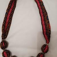 collana etnica in stoffa nuova
