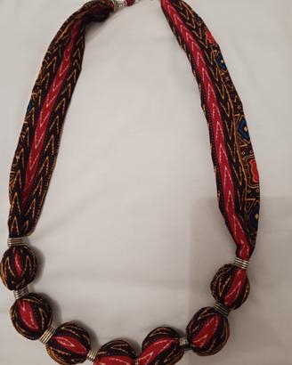 collana etnica in stoffa nuova