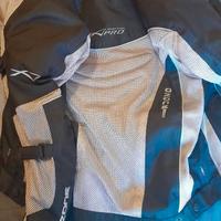 Giacca moto traforata