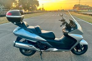 Honda Silver Wing 400