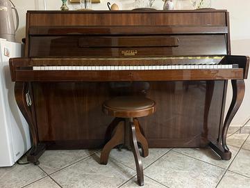 pianoforte verticale..