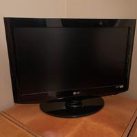 Televisore LG LCD 26''