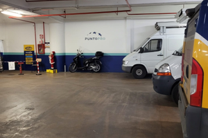 Officina auto con annessa autorimessa