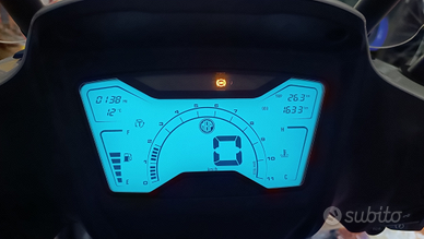 Scooter per passaggio superiore