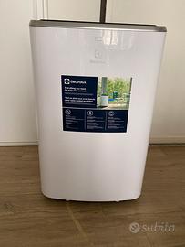 Condizionatore portatile Electrolux   -  COME NUOV