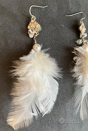 Orecchini con piume