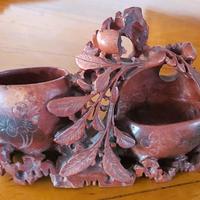 Espositore cinese in pietra, 2 portaoggetti