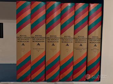 Nuova enciclopedia dei ragazzi mondadori