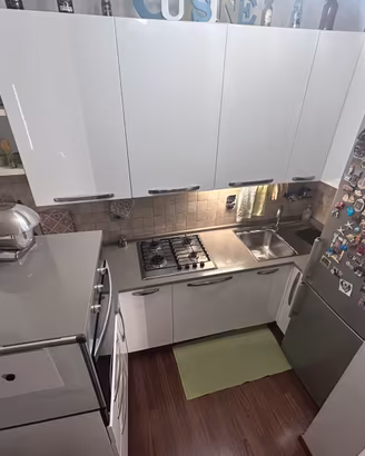 Cucina Stosa con elettrodomestici Franke