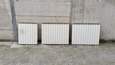 radiatore alluminio 700