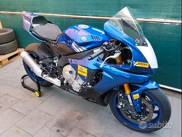 Yamaha YZF R1 - 2015