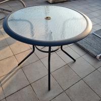 Tavolo da giardino in vetro