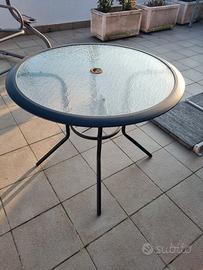 Tavolo da giardino in vetro