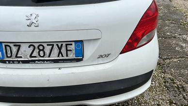Pegeout 207 bianca, diesel, km 278713. 2.500
