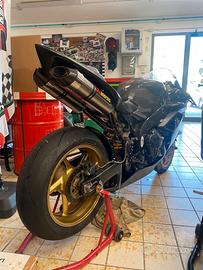 Yamaha YZF R1 del 2007/2008 per pezzi di ricambio